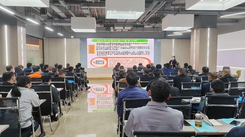 线上培训适合以下人群：