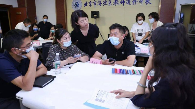 企业内训：定制化培训，针对性强